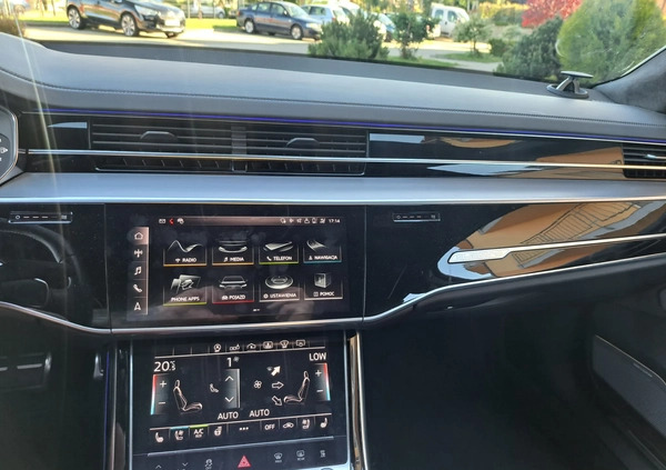 Audi S8 cena 429999 przebieg: 99000, rok produkcji 2020 z Wałbrzych małe 596